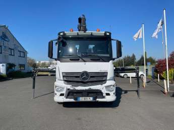 Camion porteur Mercedes Antos 2532