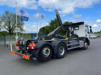 Camion porteur Renault C380 