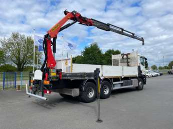 Camion porteur Renault C430 