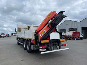 Camion porteur Renault C430 