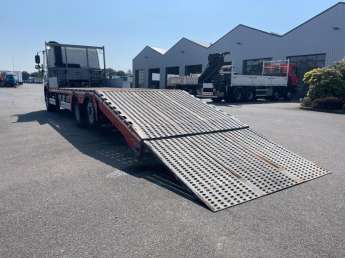 Camion porteur DAF CF480 