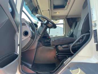 Camion porteur DAF CF480 