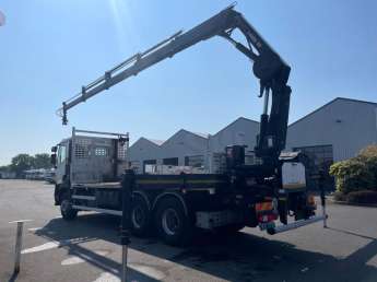 Camion porteur Renault C380 