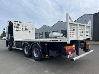 Camion porteur Renault C380 