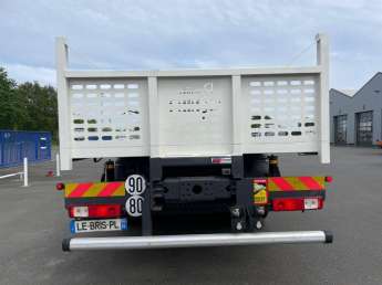 Camion porteur Renault C380 