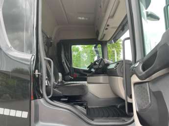 Camion porteur Scania G280 