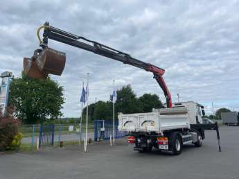 Camion porteur Renault C380 