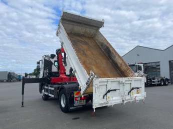 Camion porteur Renault C380 