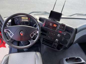 Camion porteur Renault C430 