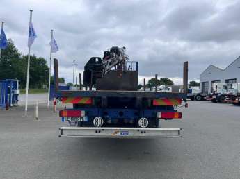 Camion porteur Scania P 380