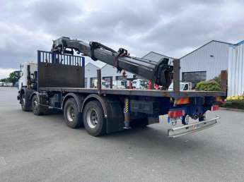 Camion porteur Scania P 380