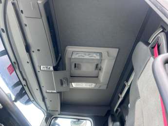Camion porteur Renault C-Series 430.26