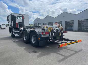 Camion porteur Renault C430 