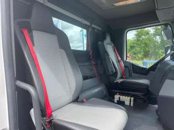 Camion porteur Renault C430 