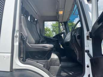 Camion porteur Iveco EUROCARGO 160E250 