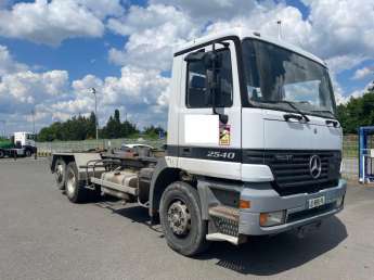 Camion porteur Mercedes ACTROS 25.40 