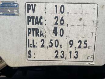 Camion porteur Mercedes ACTROS 25.40 