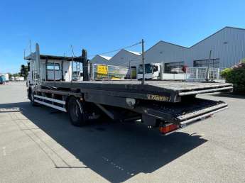 Camion porteur Scania P380 