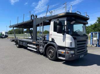 Camion porteur Scania P380 
