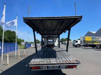Camion porteur Scania P380 