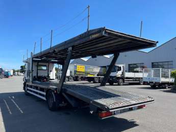 Camion porteur Scania P380 