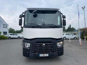 Camion porteur Renault C440 