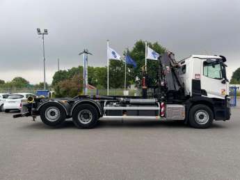 Camion porteur Renault C440 