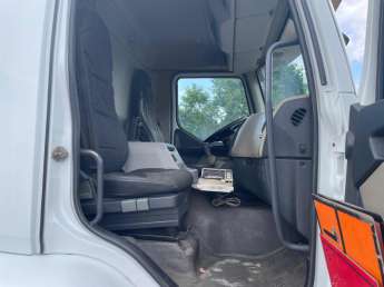 Camion porteur Renault MIDLUM 270 DXi 