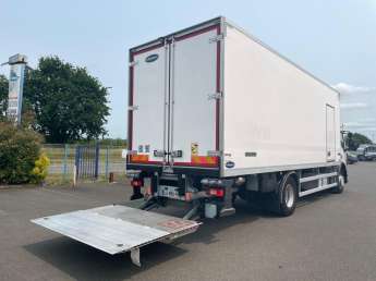 Camion porteur Renault D WIDE 320 