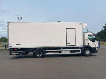 Camion porteur Renault D WIDE 320 