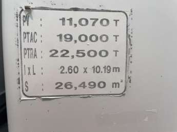 Camion porteur Renault D WIDE 320 