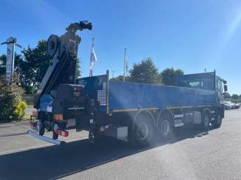 Camion porteur Renault C430 