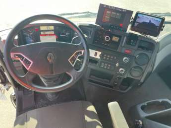 Camion porteur Renault C430 