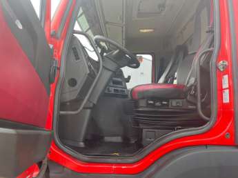Camion porteur Volvo FMX 370 