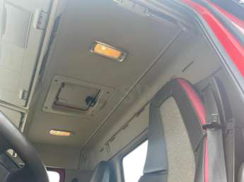 Camion porteur Volvo FMX 370 