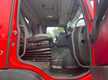 Camion porteur Volvo FMX 370 