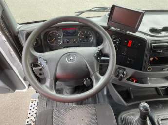Camion porteur Mercedes AXOR 25.33 