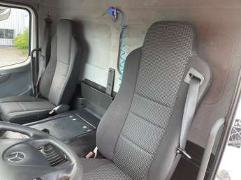 Camion porteur Mercedes AXOR 25.33 