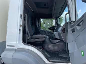 Camion porteur Mercedes AXOR 25.33 