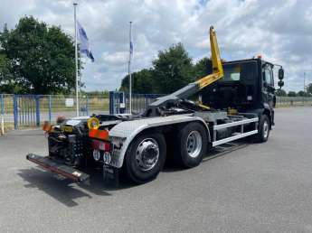 Camion porteur DAF CF 530 