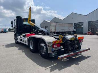 Camion porteur DAF CF 530 