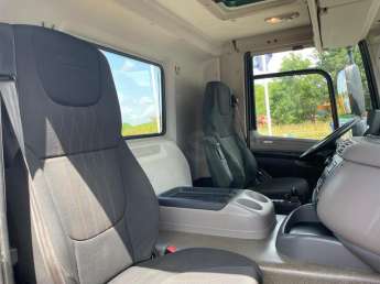 Camion porteur DAF CF 530 