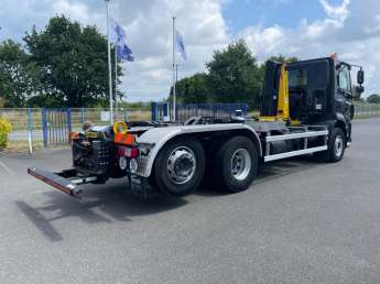 Camion porteur DAF CF 530 