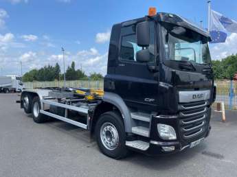 Camion porteur DAF CF 530 