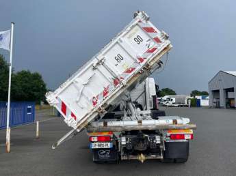Camion porteur Renault C380 