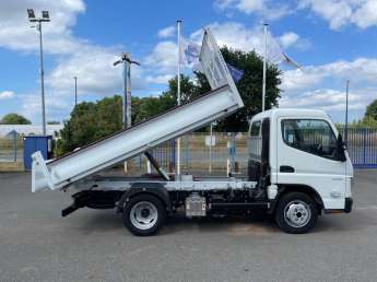 Utilitaire Mitsubishi Fuso Canter 