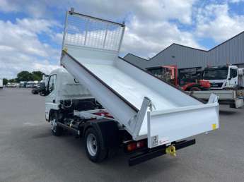 Utilitaire Mitsubishi Fuso Canter 