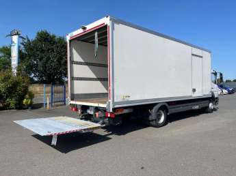 Camion porteur Mercedes ATEGO 12.18 