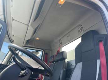 Camion porteur Renault D280.16 