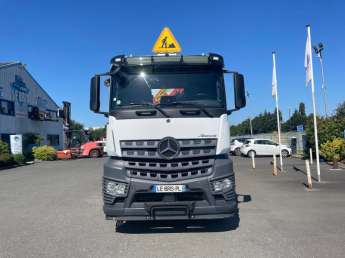 Camion porteur Mercedes AROCS 26.43 